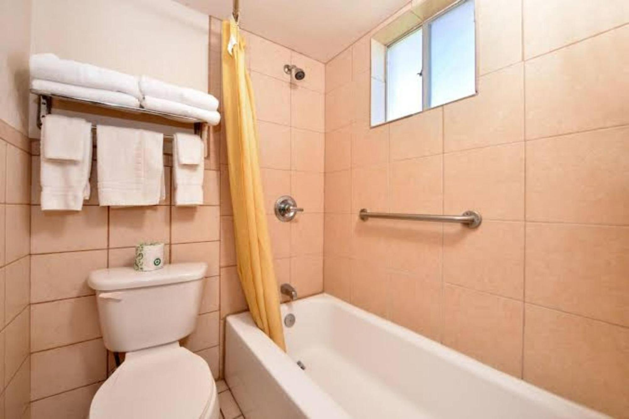 Exclusivo Inn By Oyo Grand Prairie, Tx المظهر الخارجي الصورة